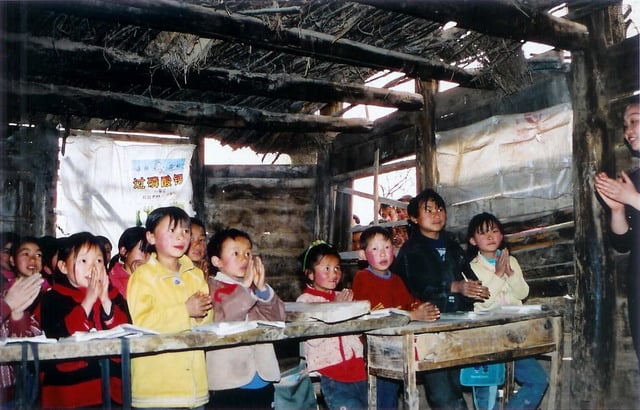 建校援助計劃：從危房到安全校舍